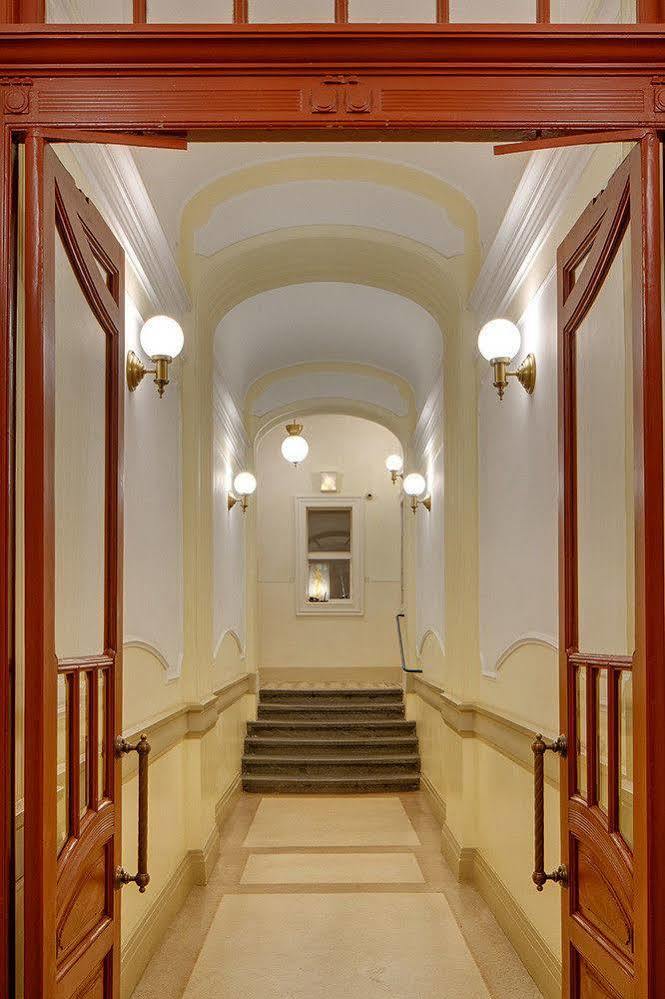 Old Town Square Premium Residence Prag